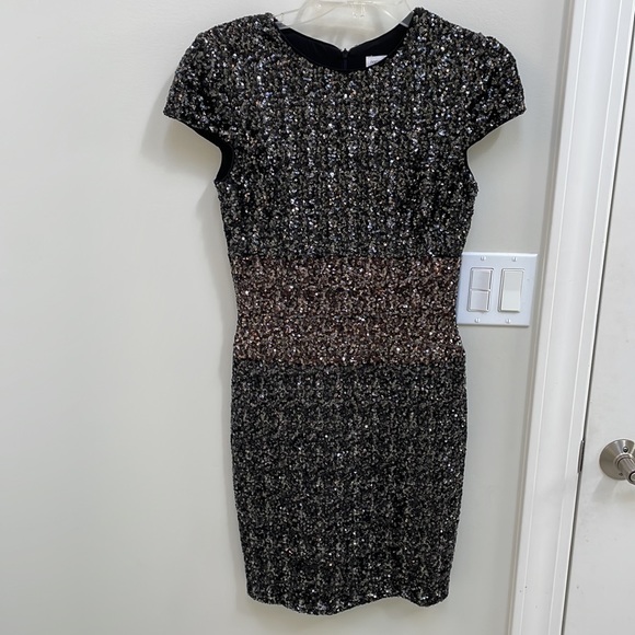Dress the Population Simone Colorblock Sequin Mini Dress black and gold size M - Picture 2 of 9